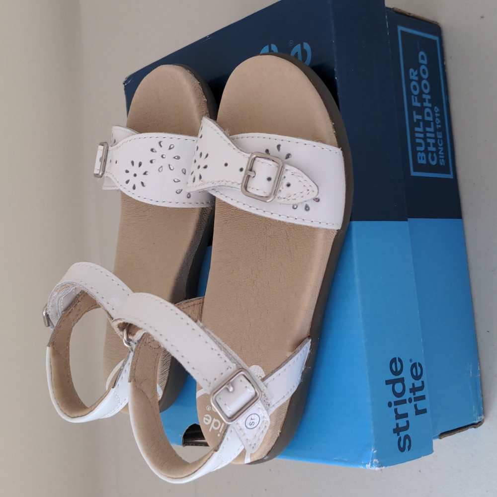 New girls leather sandals by Stride Rite size 10